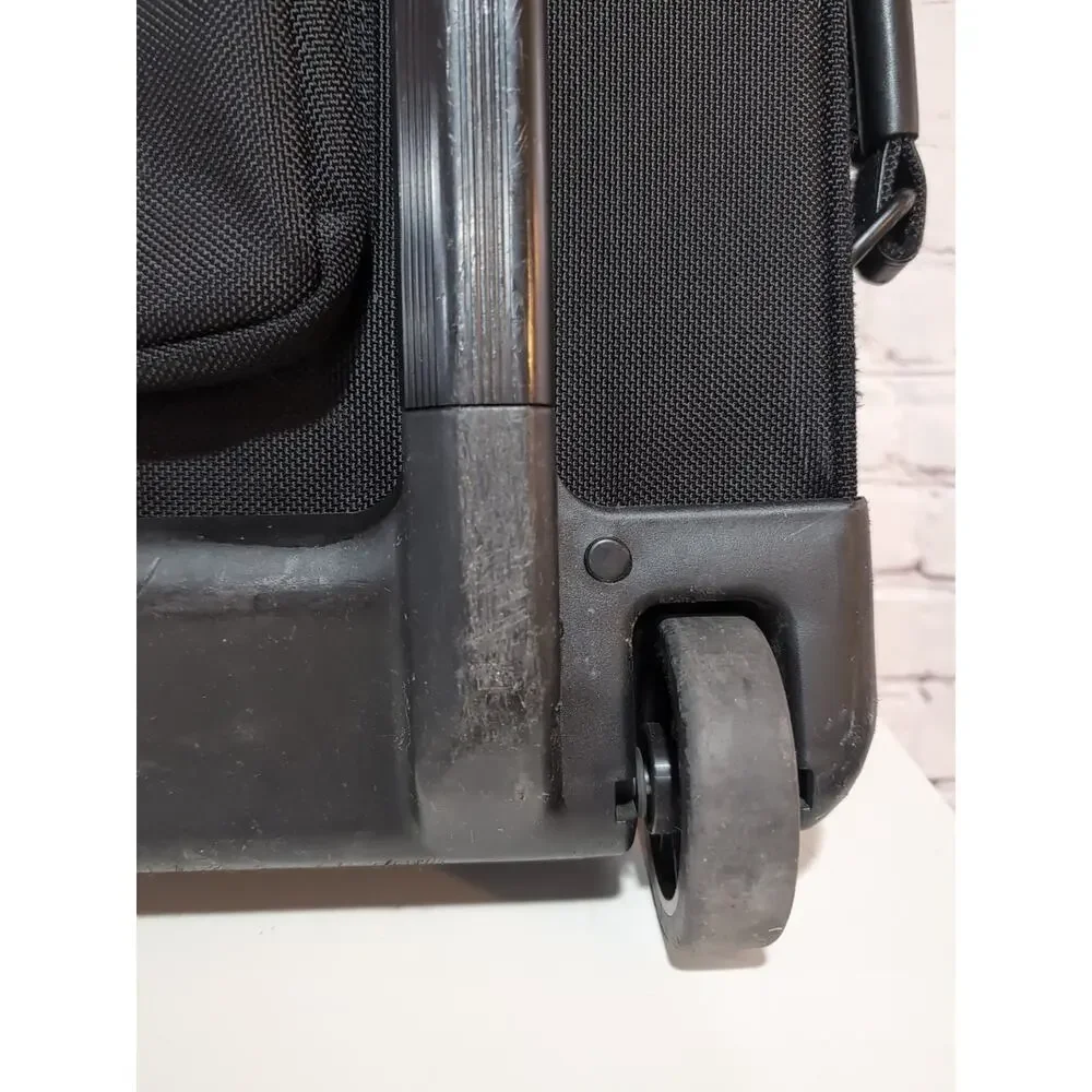 Briggs & Riley Baseline 22.5” Carry On Rolling Luggage 2 Wheel Black Ballistic - Picture 14 of 16